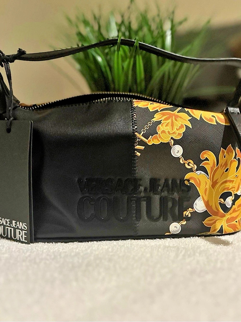 Versace Jeans Couture Baroque Print Shoulder Bag Shoulder Bags Black Gold Size